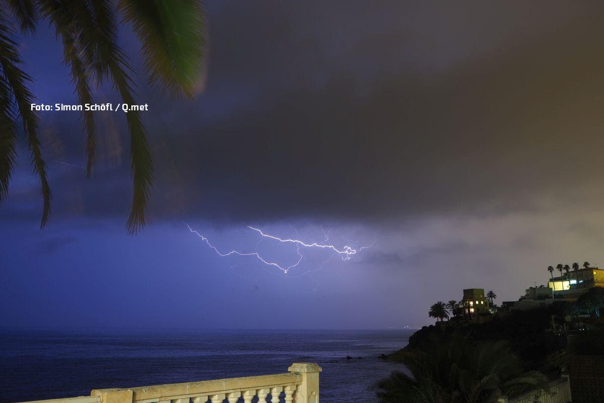 Nasse Nacht im Süden: Gewitter klingen nur langsam ab