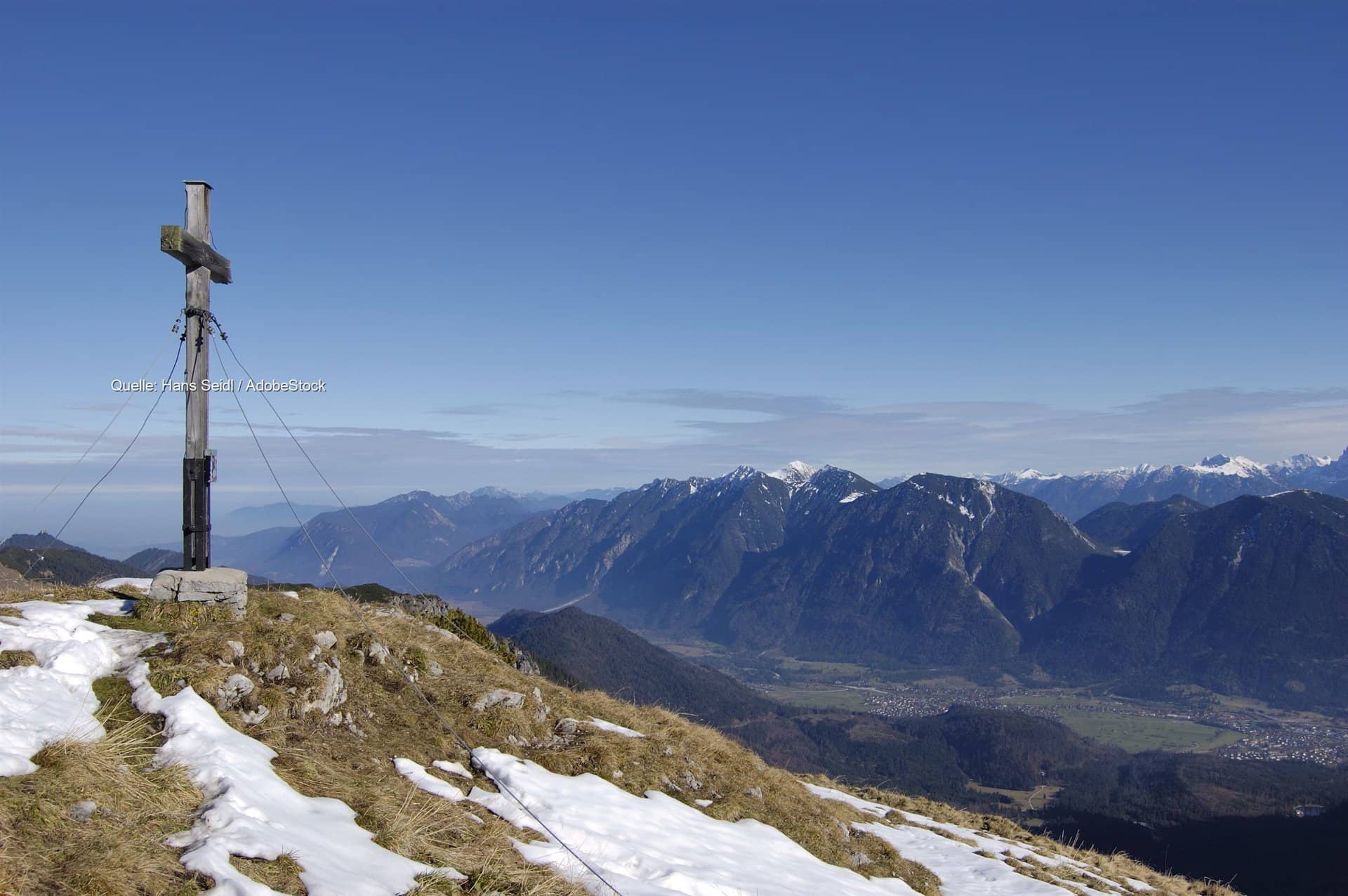 Zu warm für Schnee: Tirols Gletscher verschieben Skistart