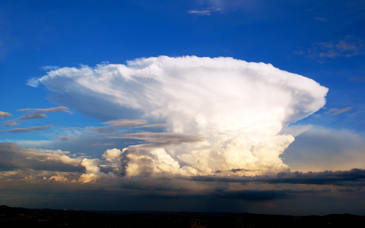 Ein Einblick in die Gewitterwolken